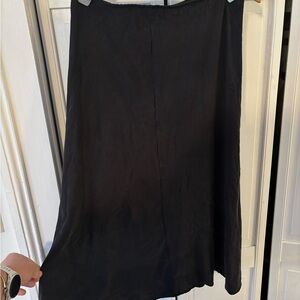 Zara Classic Black A-Line Skirt